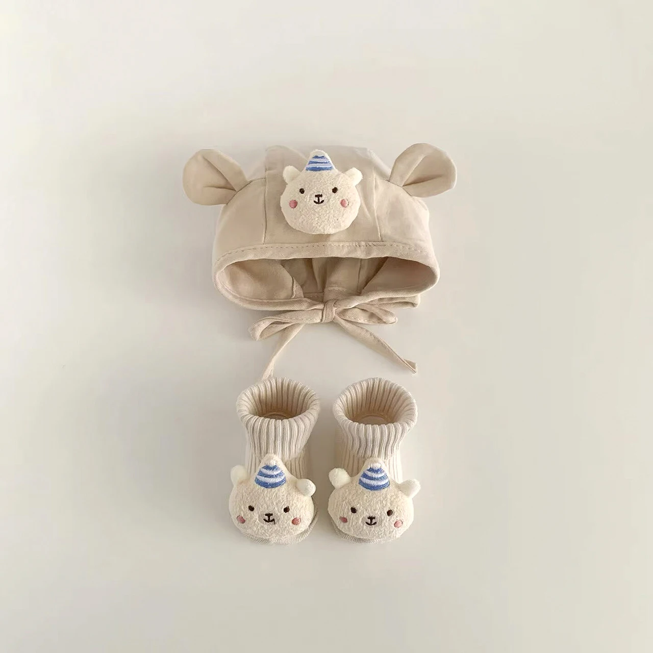 2PCS/Set Cartoon Baby Hat Socks Cute Animal Doll Boy Girl Winter Knitted Pullover Hats Woolen Warm Newborn Short Socks Beanies