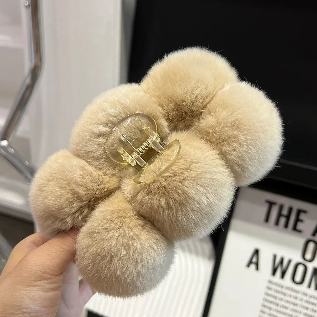 YHJ Oversize Hairball Hair Claw Clips Winter Faux Rabbit Fur Crab Hair Clip Headband for Women Grab Clamp Hair Accessories