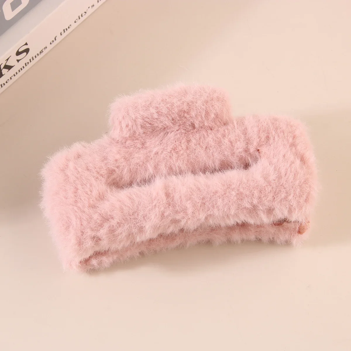 11.5cm Plush Square Hair Claw Clip Women's Korean Simple Versatile Grab Clip Fashion Shark Clip Girl Hair Accessories